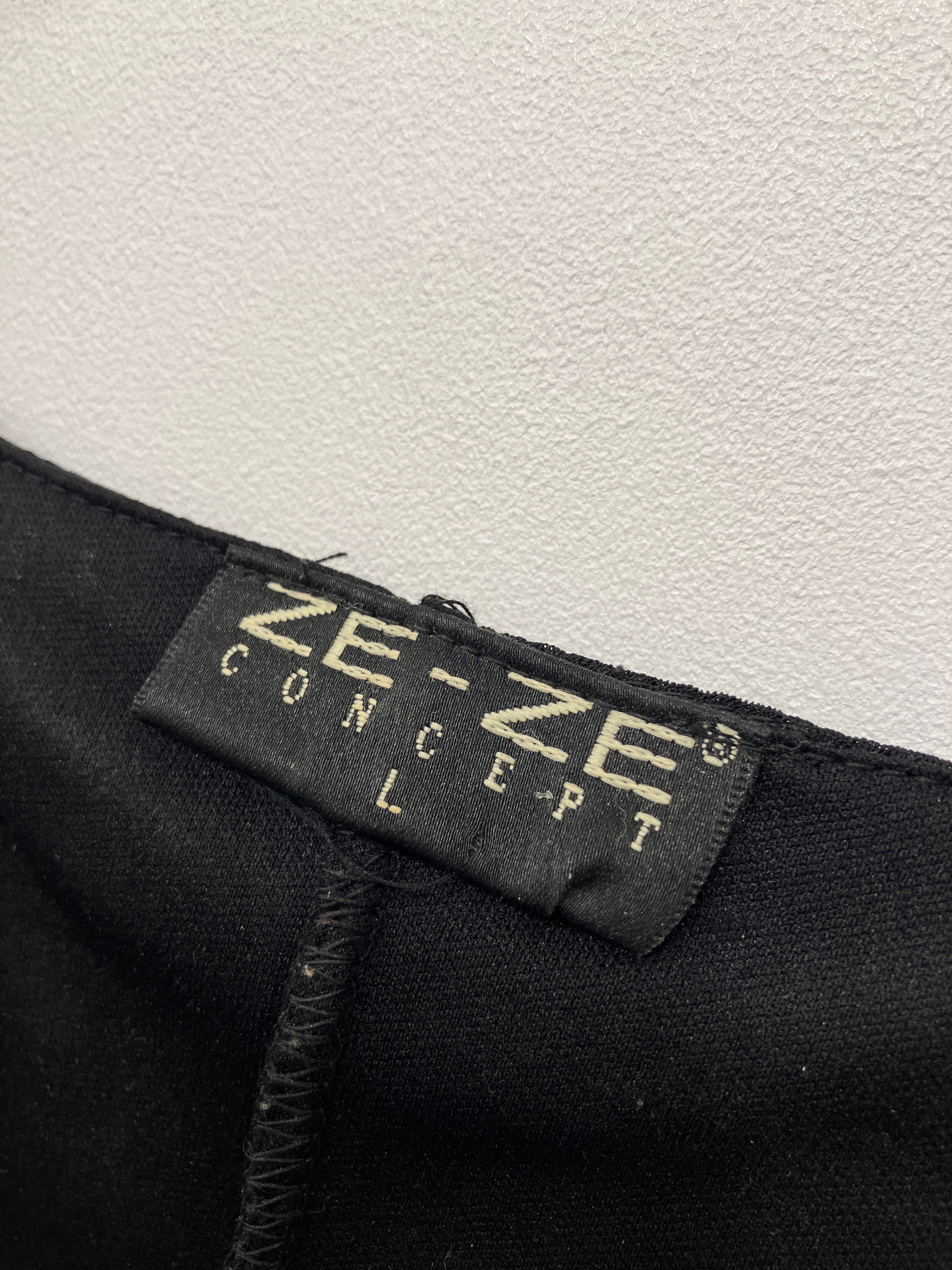 Ze-Ze Kjole